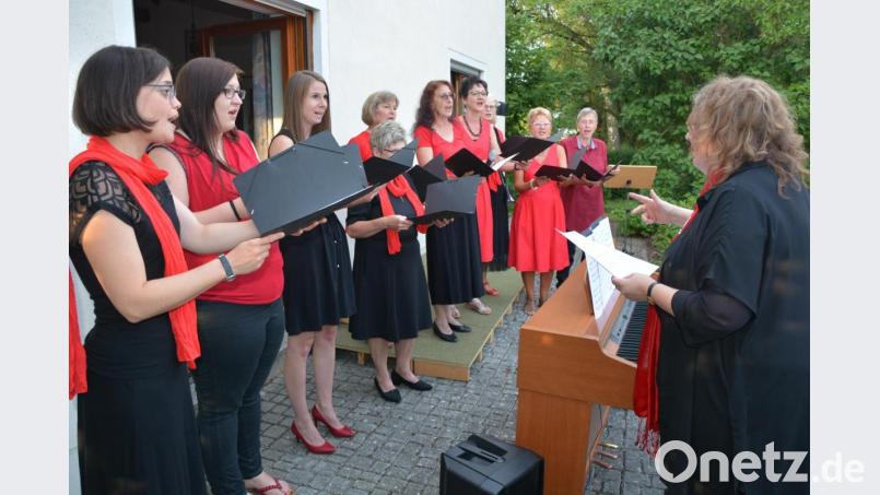 Das Ensemble Kreuzer unter der Leitung von Brigitte Kreuzer. Bild: jr