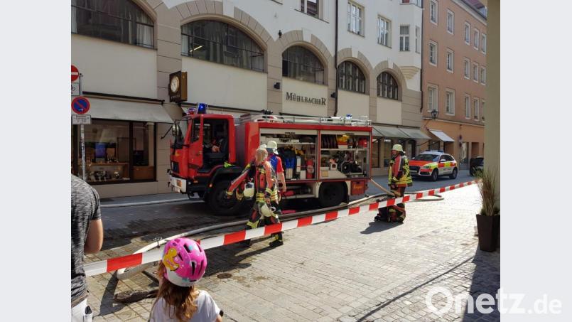 In der Regensburger Altstadt brannte am Donnerstagnachmittag eine Hausfassade. Bild: Alexander Auer