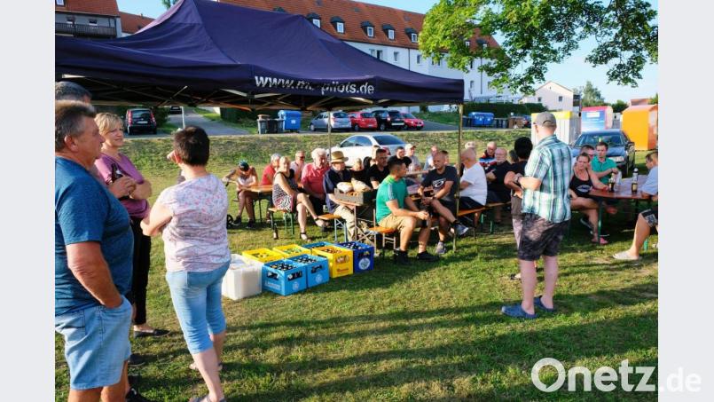 Mittendrin im Stirnberg-Quartier diskutierte die CSU mit den Anwohnern über die städtebaulichen Missstände des Areals und über Hoffnungn für eine Wende zum Besseren Bild: exb