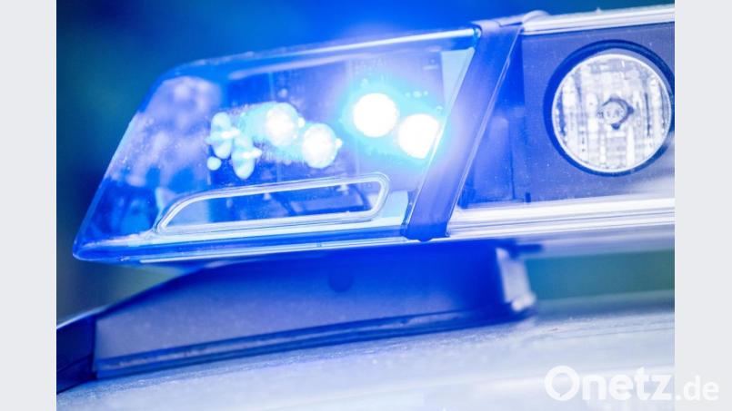 Der Trickbetrug scheiterte. Die Angerufene hatte gerade zwei Polizeibeamte in der Wohnung. Bild: Lino Mirgeler