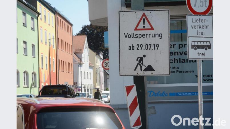 Die Sedanstraße ist bis 2. August voll gesperrt, auch der Verkehr auf der B470 ist eingeschränkt. Bild: Gabi Schönberger