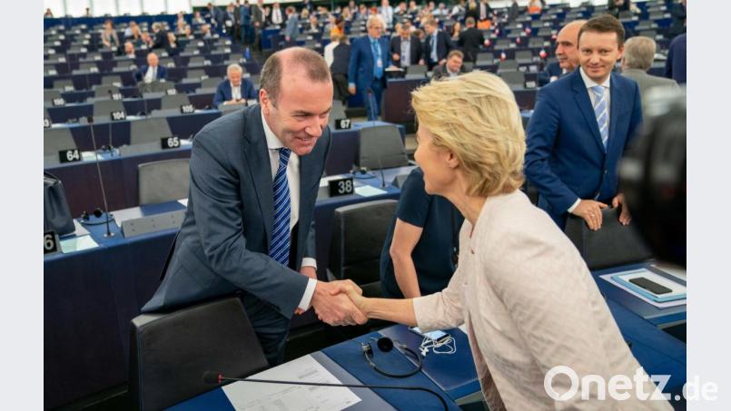Ursula von der Leyen ist mit ähnlichen Problemen konfrontiert, wie der ehemalige Spitzenkandidat der EVP, Manfred Weber. Bild: Michael Kappeler/dpa
