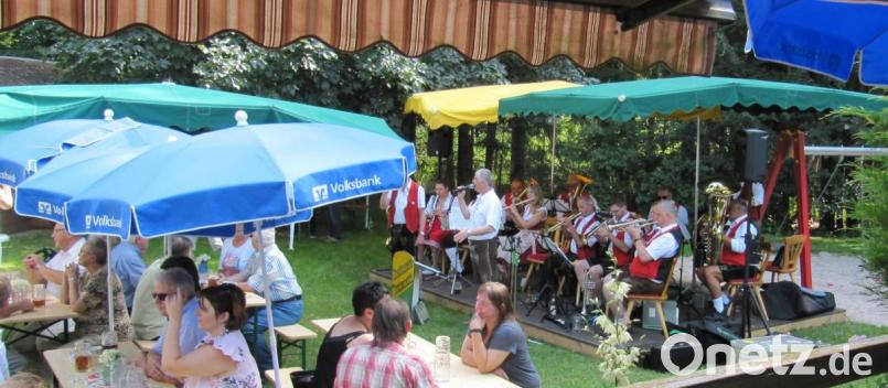 Viele Besucher strömten zum OWV-Waldfest. Bild: hä