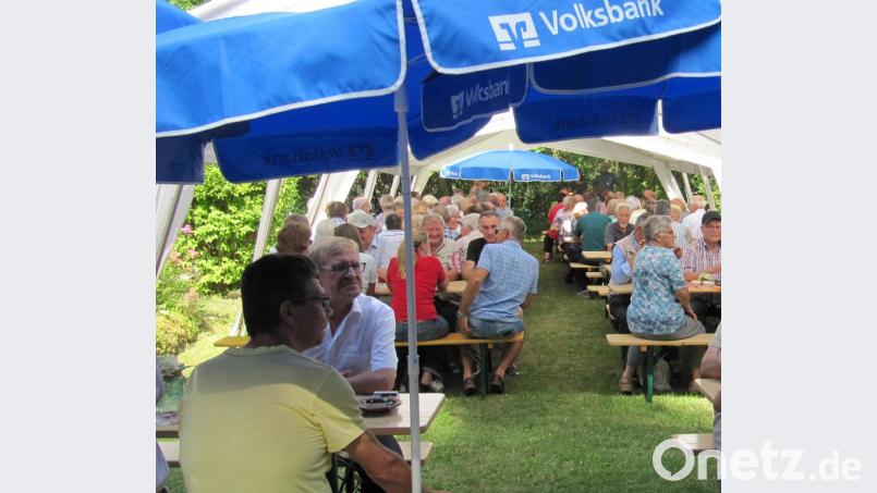 Viele Besucher strömten zum OWV-Waldfest. Bild: hä