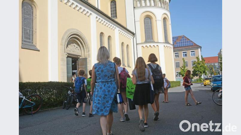 Der Weg zur Kirche bedeute ein Haftungsproblem, sagt Schulleiter Ulrich Winter. Wäre der Gottesdienst verpflichtend, könnten Lehrer bei einem Unfall haftbar gemacht werden. Bild: Gabi Schönberger