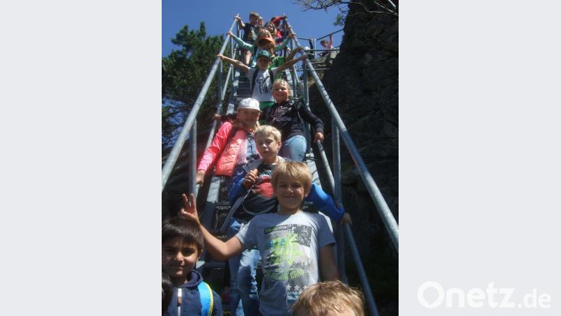 Nicht nur auf dem Weißenstein und dem Oberpfalzturm gab es eine herrliche Aussicht. Das galt auch für den Saubadfelsen. Bild: njn