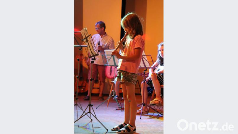 Elisabeth Denk gab bereits nach 2 Monaten Unterricht ihr Debüt auf der Jugendheimbühne. Bild: myd