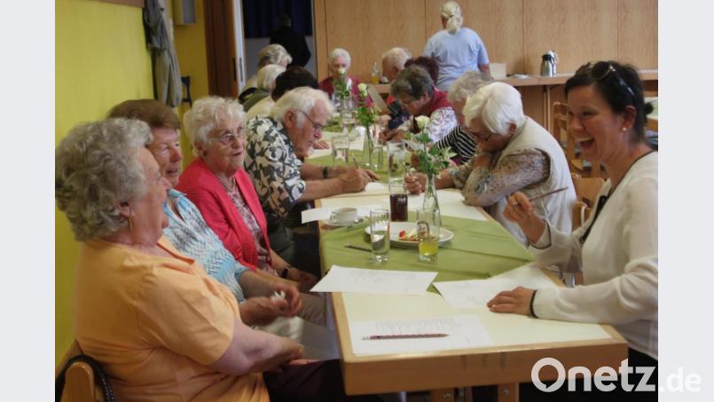 Beim Blumenquiz rauchen die Köpfe Bild: wrt