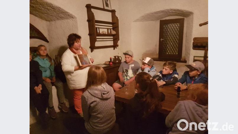 Konnersreuther Viertklässler auf Tour in der Kreisstadt. Bild: exb