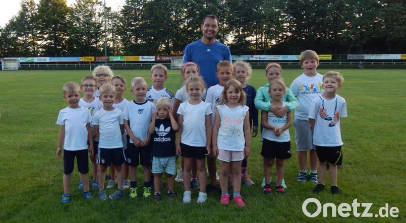 Das Leichtathletikteam in Wiesau. Bild: exb