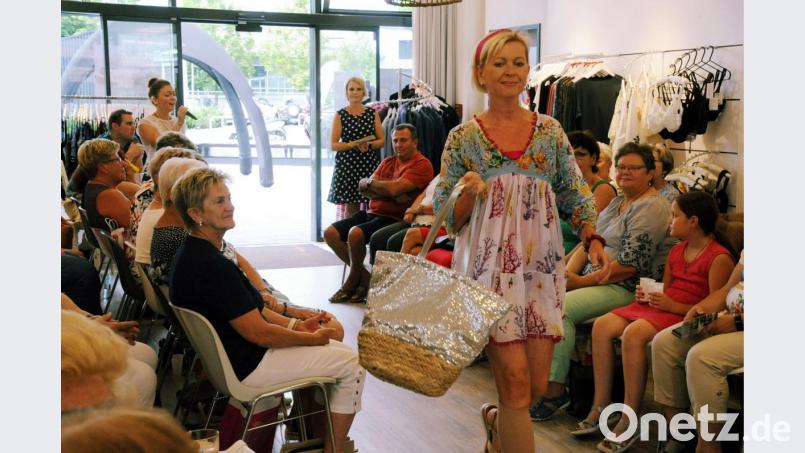 Modenschau beim Tag der offenen Tür im Sanitätshaus Hellbach Bild: gf