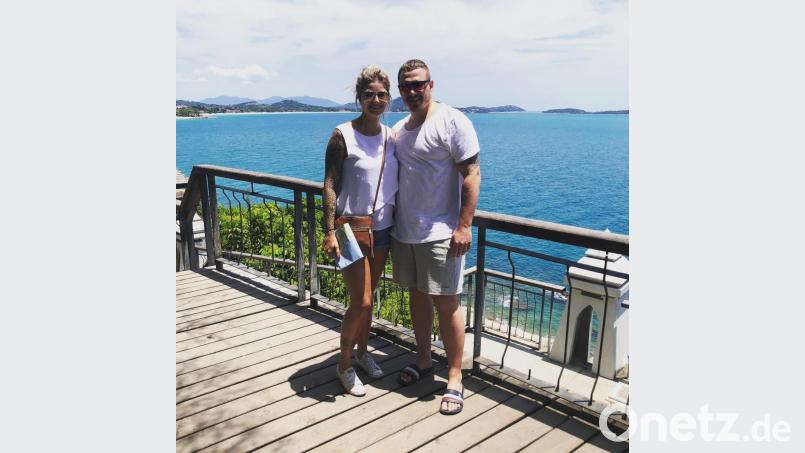 Bernhard Keil mal ohne Eishockeykluft, mit Frau Lisa-Marie. Bild: exb