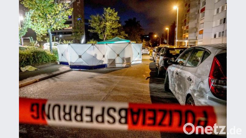 Tatort in Stuttgart: Das 36 Jahre alte Opfer wurde nach Polizeiangaben im Zuge eines Streits mit einem „schwertähnlichen Gegenstand“ erstochen. Foto: Kohls/SDMG Bild: Sven Kohls