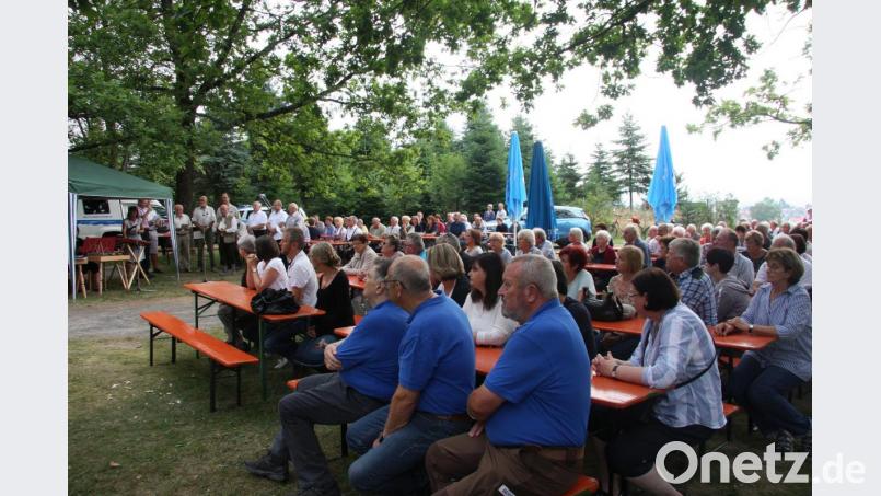 Zum Bergwachtfest gehört auch die Messe mitten in der Natur. Bild: wro