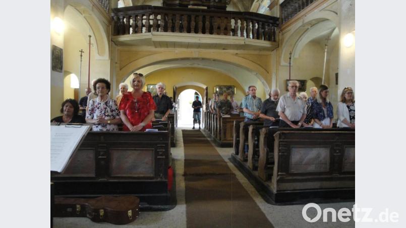 Die Gläubigen feierten den Patroziniums-Gottesdienst in der Kirche in Bruck am Hammer. Bild: Ingrid Leser/exb