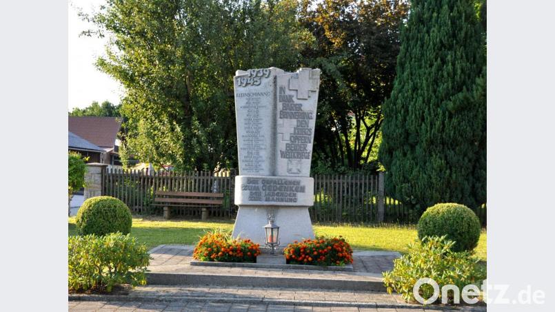 Das Kriegerdenkmal in Kleinschwand wird in Ehren gehalten. Das Totengedenken im Rahmen des 100-jährigen Bestehens findet hier am Sonntag, 4. August, um 14 Uhr statt. Bild: es