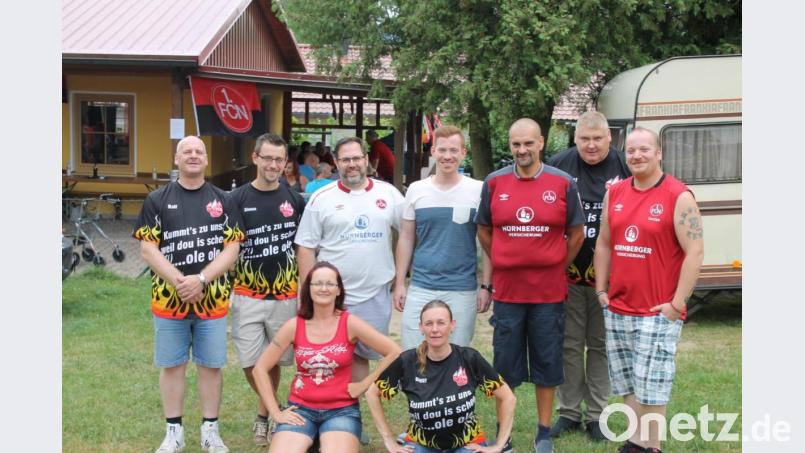Die FCN-Freunde Hirschau wählen bei ihrem Sommerfest einen neuen Vorstand. Bild: exb