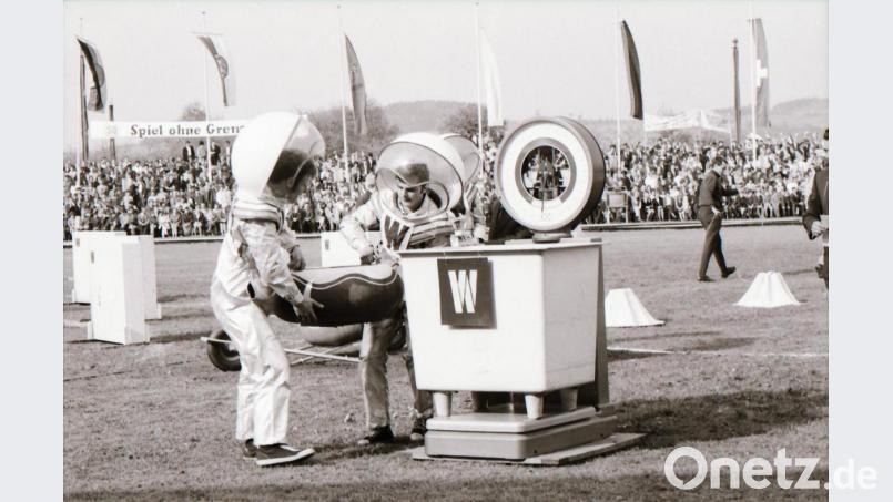 Rund um Astronauten und das Weltall drehte sich alles beim Vorentscheid in Weiden. Bild: exb/Stadtarchiv/Rudi Bonkoß