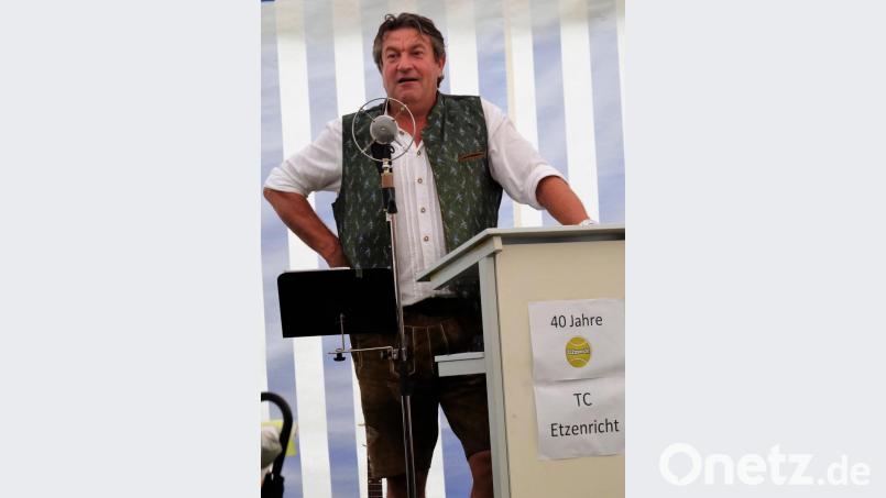 Seit zehn Jahren ist Martin Moller Vorsitzender des Etzenrichter Tennisvereins und das mit Herzblut und Liebe zum Sport Bild: wlr