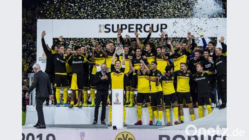 Jubel nach dem Sieg der Dortmunder im Supercup. Bild: Guido Kirchner/dpa