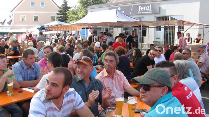 Auf ein harmonisches und friedliches Bürgerfest am Sonntag, 18. August, von 10 bis 22 Uhr freuen sich die Manteler Einwohner und die im Vereinskartell zusammengeschlossenen Vereine, die durch ihre Mitarbeit zum Gelingen des Festes beitragen. Archivbild: sei