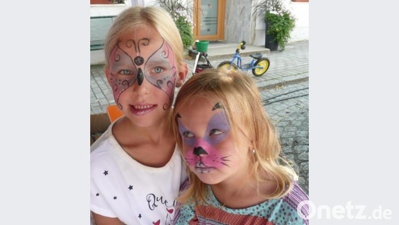 Das Schminken war bei den Mädchen besonders gefragt. Bild: amö