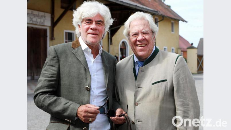 Hatten beide Grund zum Feiern: Burkhard Graf Beissel von Gymnich (rechts) und sein Zwillingsbruder Wilderich. Bild: Gerhard Götz