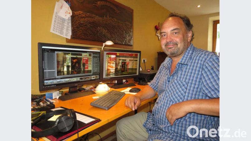 Roland Wellenhöfer hat seine Videoaufnahmen von der Feuersbrunst im Rewe-Markt Wiesau gut aufgehoben. Sie erinnern ihn daran, dass er wahnsinniges Glück hatte. Denn während der Dreharbeiten wäre er beinahe gestorben. Bild: ubb