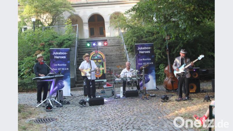 Die Jukebox-Heroes trafen mit ihrem Repertoire genau den Geschmack des Publikums Bild: wrt
