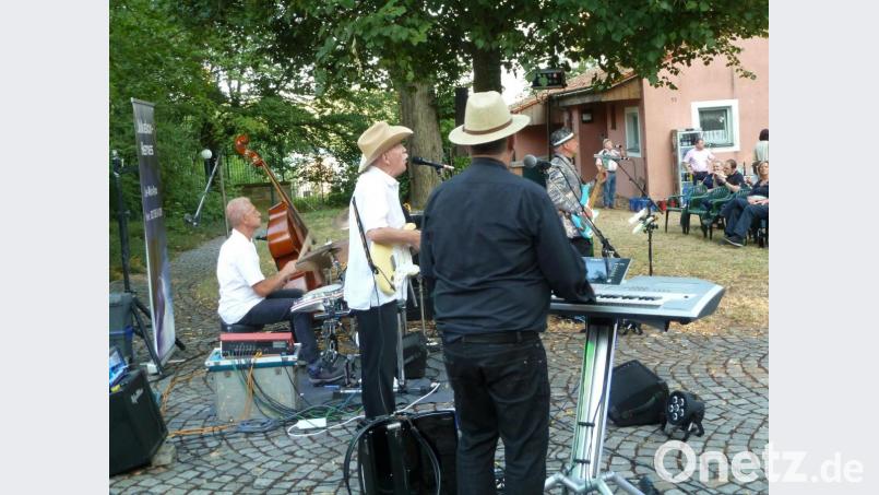 Die Jukebox-Heroes trafen mit ihrem Repertoire genau den Geschmack des Publikums Bild: wrt