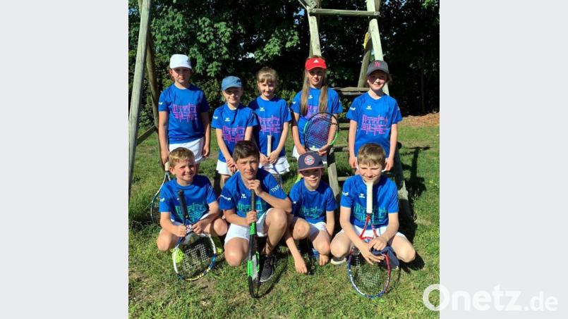 Die Kinder des Jahrgangs 2009 erspielten sich in ihrer Gruppe einen dritten Tabellenplatz. Mit zwei Siegen und zwei Niederlagen konnte Mannschaftsführerin Sofie Gibalova mit ihrer Mannschaft zufrieden sein. Bild: exb