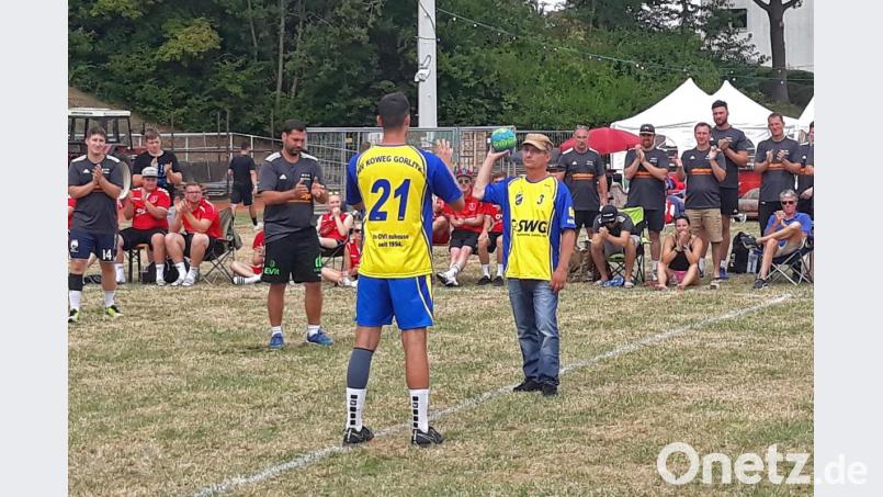 Torsten Ahnert übernimmt den Anwurf beim Herrenfinale. Bild: gud