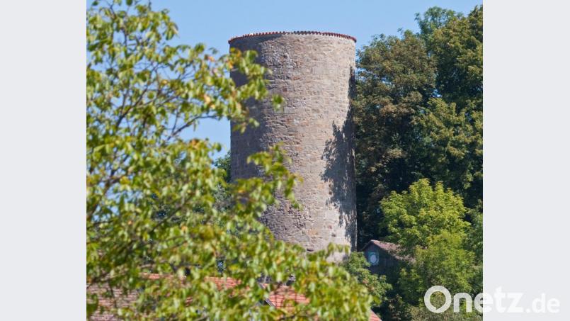 Blick auf den Burgturm in Thanstein. Nachdem die Forderung nach einem zweiten Rettungsweg vom Tisch, ist die Nutzung als Aussichtspunkt in greifbare Nähe gerückt. Bild: exb