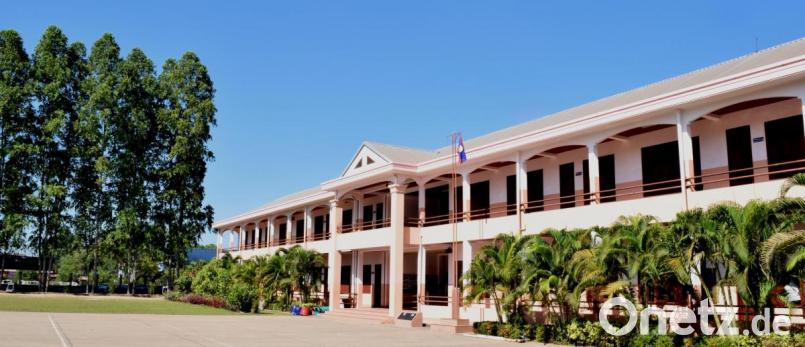 Die neue Mittelschule in Laos. Sie wurde 2011 durch die Stiftung "Angels for Children" gebaut. Gerlinde Engel ist im Stiftungsvorstand tätig. Bild: le