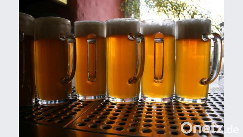 Goldgelbes Glück im Glas: Am 8. September laden die fünf Kommunbrauorte zum Oberpfälzer Zoigltag ein. Archivbild: Popp