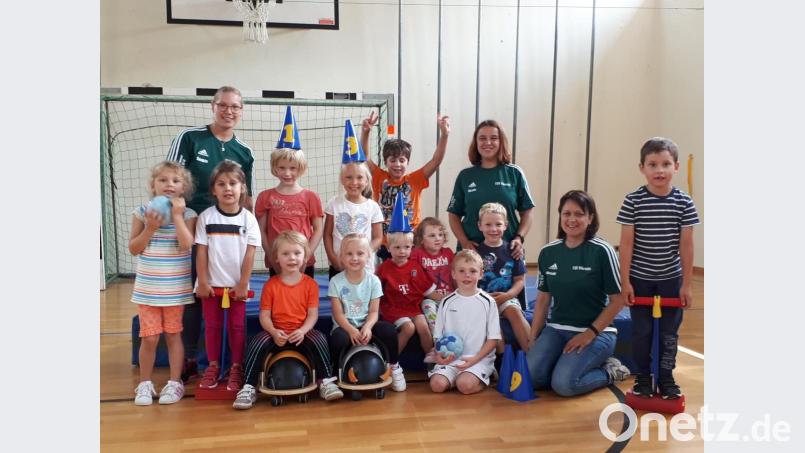 Viel Spaß hatten die Kinder beim Ferienprogramm in der Turnhalle. Bild: exb
