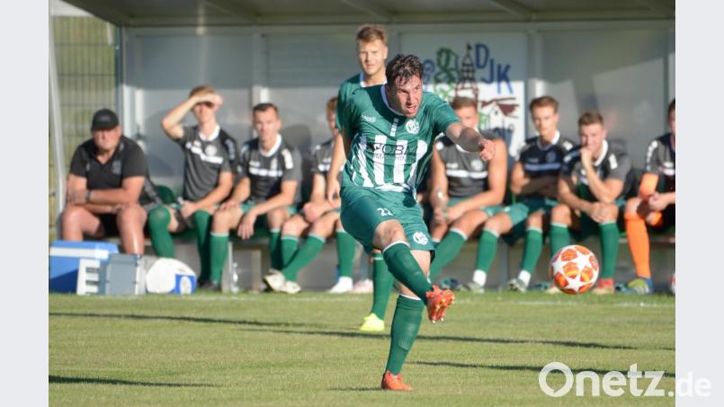 Die DJK Gebenbach (im Bild Johannes Böhm) will den FC Ingolstadt unter Beschuss nehmen. Der Drittligist wird in der zweiten Runde des BFV-Pokals in Gebenbach gastieren. Bild: ref
