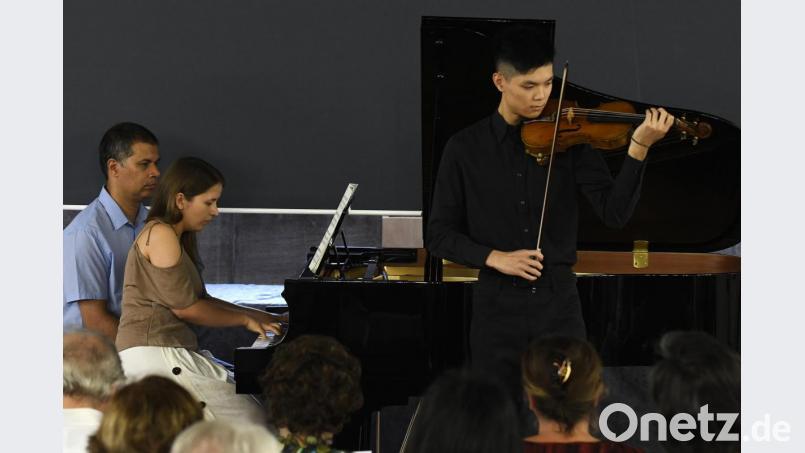 Ngo Shing Yeung, Violine, und Yulia Balabicheva, Klavier. Bild: Petra Hartl