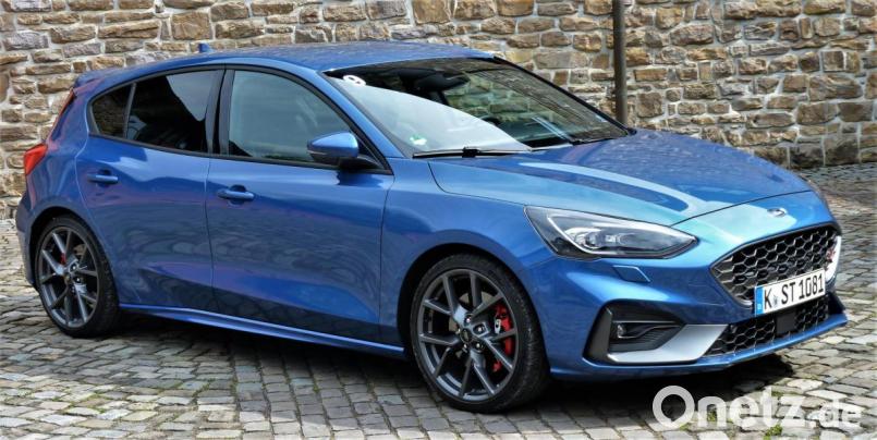 Als Spezialist für die Ideallinie auf der Rundstrecke empfiehlt sich der Ford Focus ST. Der kann aber auch Alltag. Bild: bz