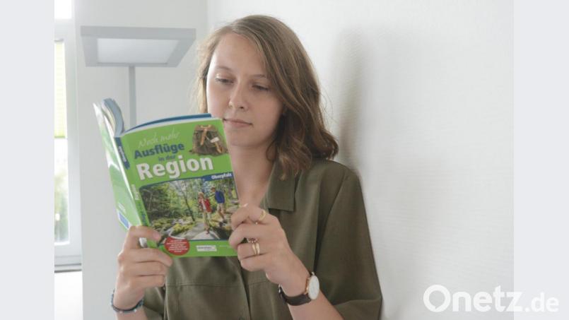 &quot;Noch mehr Ausflüge in der Region Oberpfalz&quot; wollen anscheinend viele Besucher der Regionalbibliothek machen. Bild: Gabi Schönberger