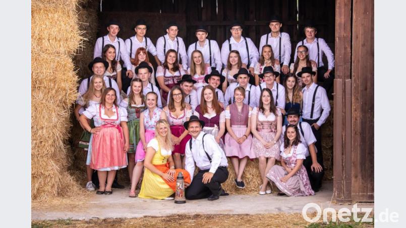 19 Kirwapaare tanzten in diesem Jahr bei der Ursulapoppenrichter Kirwa mit. Bild: exb