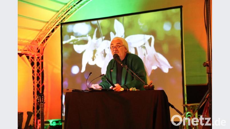 Andi alias &quot;Da Blaimer&quot; liest alte Schauergeschichten aus der Oberpfalz. Bild: Susanne Forster