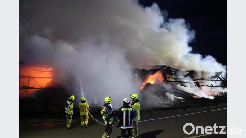 Löscharbeiten beim Großbrand Bild: jma