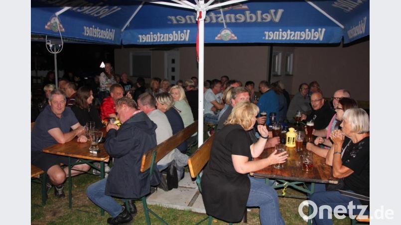Auch der Biergarten war hervorragend besucht. Bild: kro