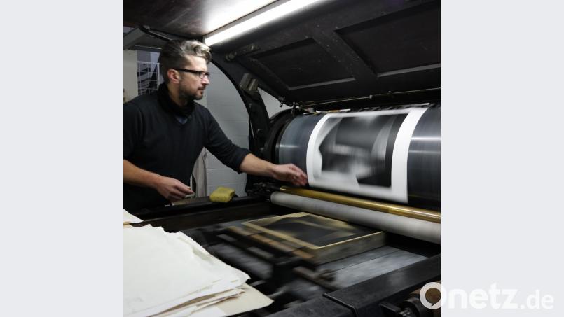 Thomas Franke bietet Lithographie-Kurse in der Kebbel-Villa an. Bild: exb