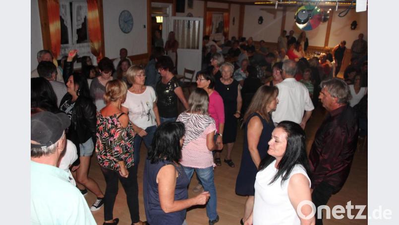 Großen Zuspruch erlebte die "Tiffany-Revival-Party". Bild: kro