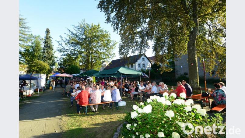 Das Stadtweiherfest der Siedlergemeinschaft Pleystein findet alljährlich in der Kreuzberganlage seinen einmaligen Rahmen. Bild: bey