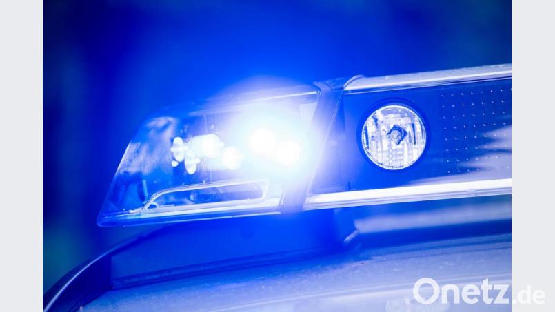Die Polizei hat in Sulzbach-Rosenberg einen betrunkenen Lastwagenfahrer gestoppt. Bild: Lino Mirgeler/dpa