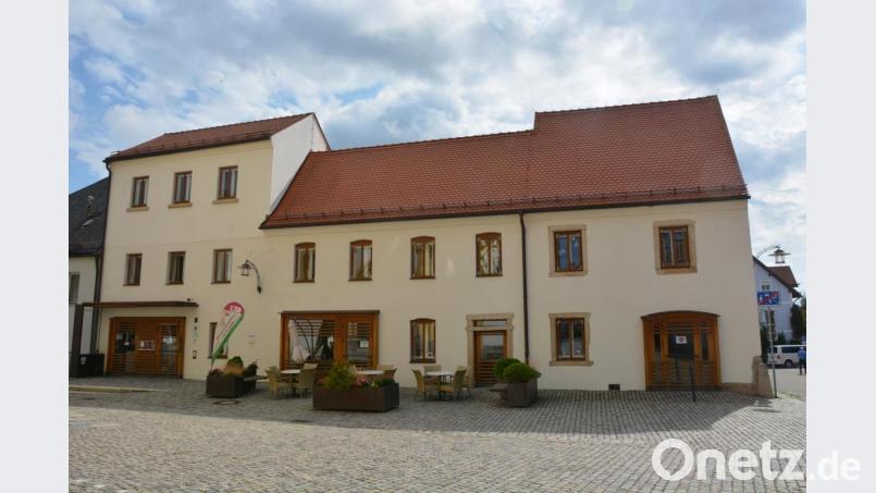 Das Mehrgenerationenhaus am Kirchplatz ist für die AWO finanziell schwer zu schultern. Daher suchen die Verantwortlichen nach anderen Lösungen. Die Stadt will unbedingt die Arbeiterwohlfahrt als Partner im Boot behalten. Bild: jr