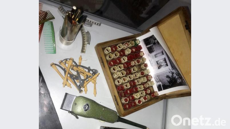 Verlockendes Frisurenangebot. Bild: Rainer Christoph